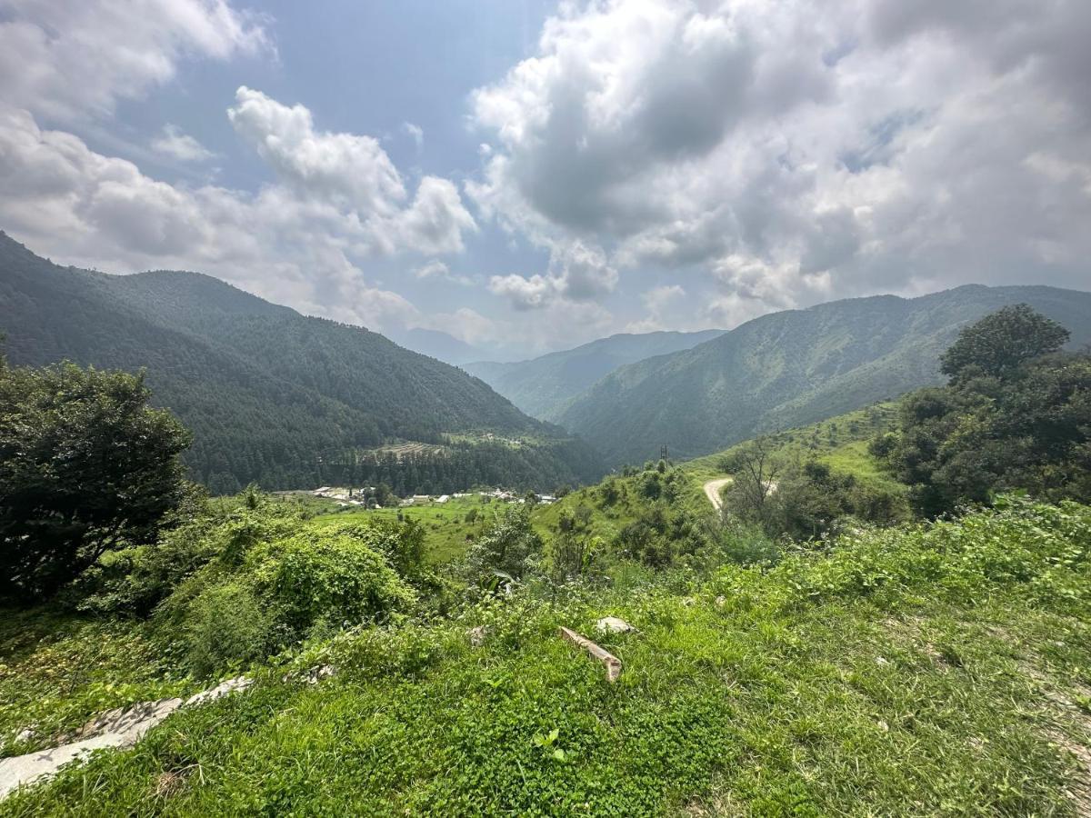 מוסורי Deodar Village Homestay Devalsari מראה חיצוני תמונה