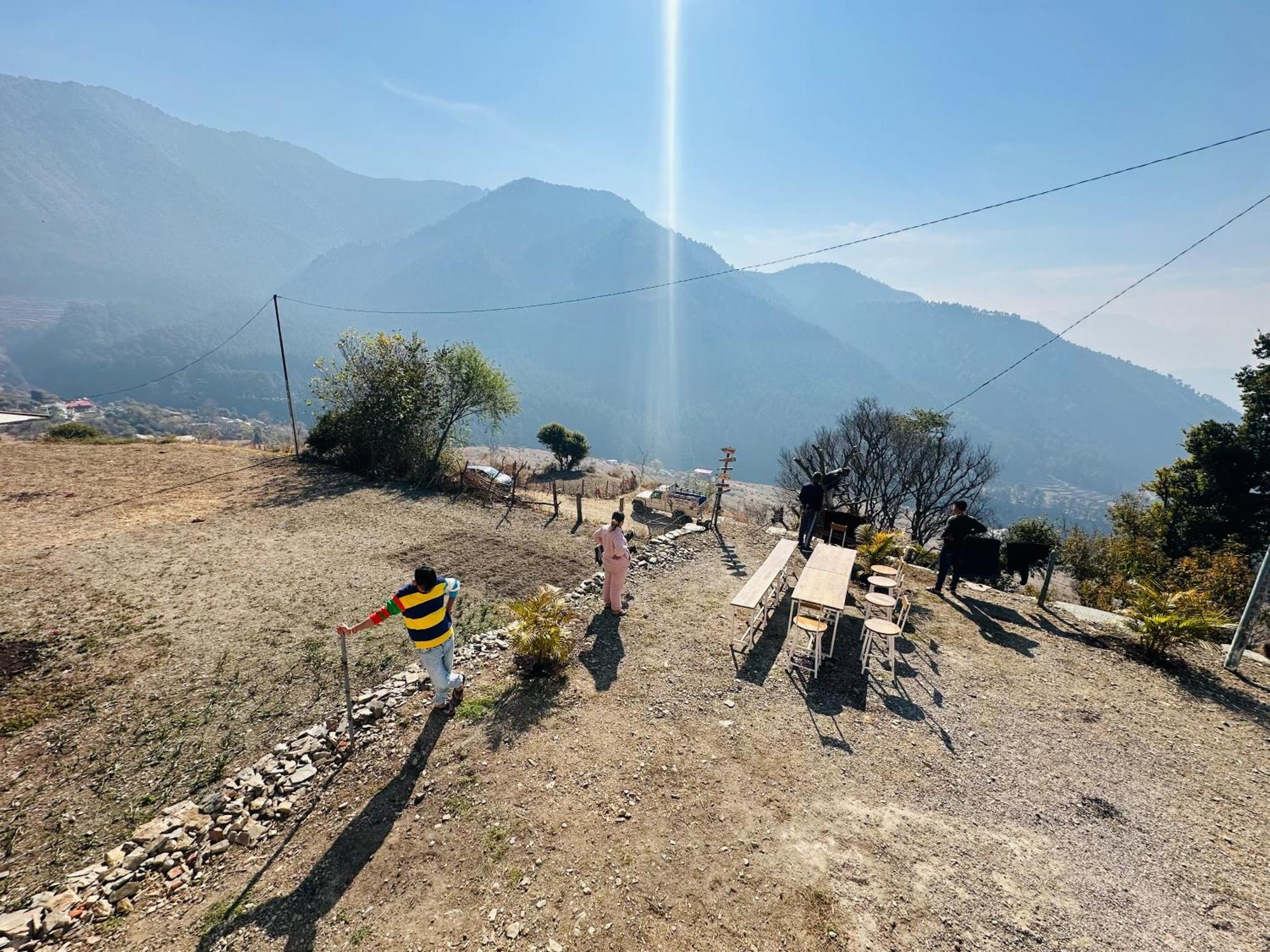 מוסורי Deodar Village Homestay Devalsari מראה חיצוני תמונה