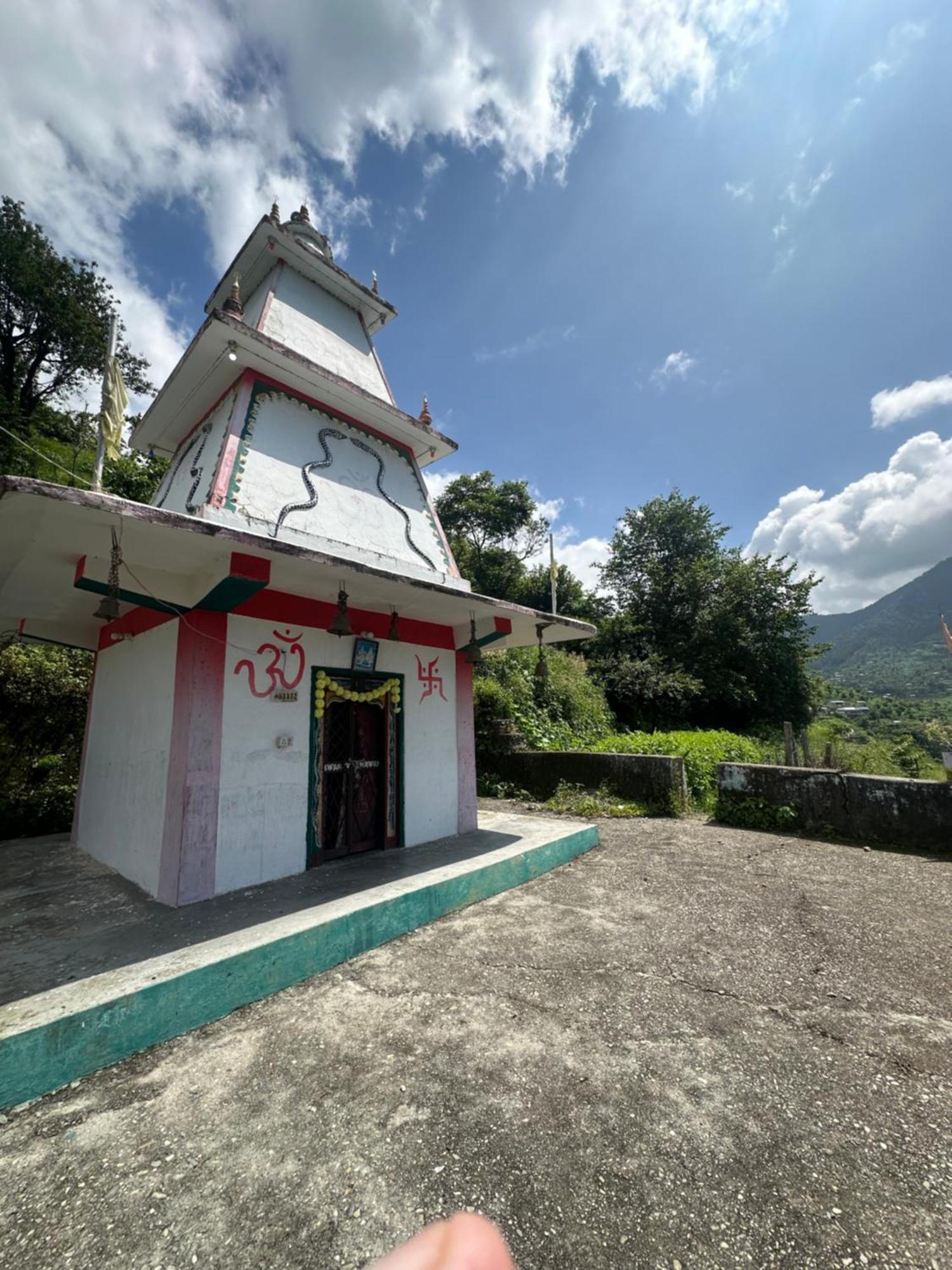 מוסורי Deodar Village Homestay Devalsari מראה חיצוני תמונה