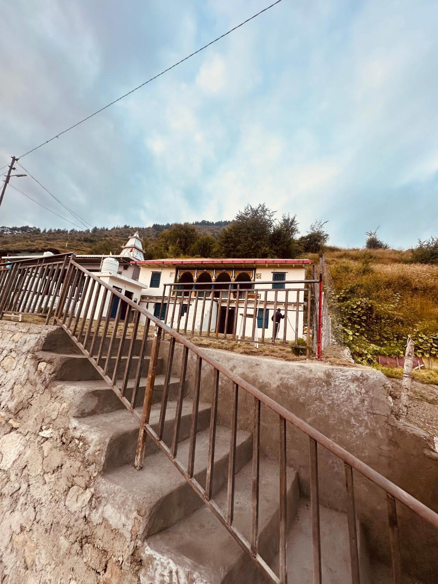 מוסורי Deodar Village Homestay Devalsari מראה חיצוני תמונה