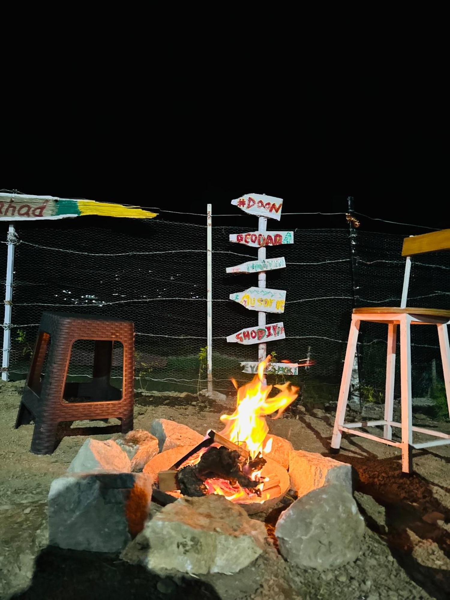 מוסורי Deodar Village Homestay Devalsari מראה חיצוני תמונה