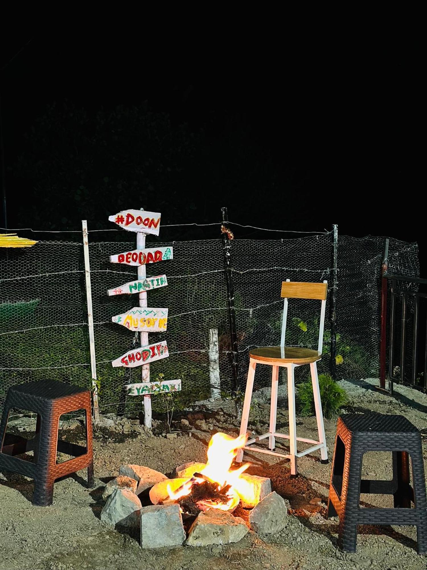 מוסורי Deodar Village Homestay Devalsari מראה חיצוני תמונה